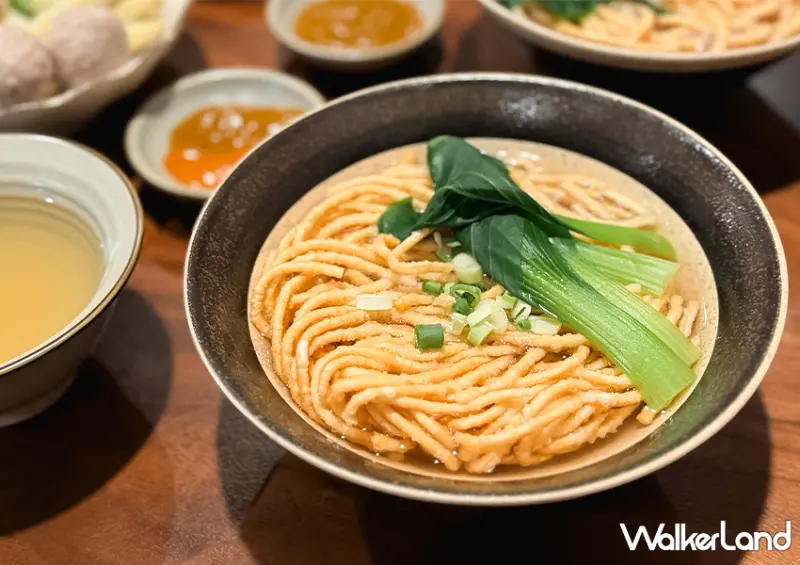 在百年古蹟吃屋台美食！圓山捷運站旁「円山駅」全新開幕/ WalkerLand窩客島整理提供 未經許可不可轉載。