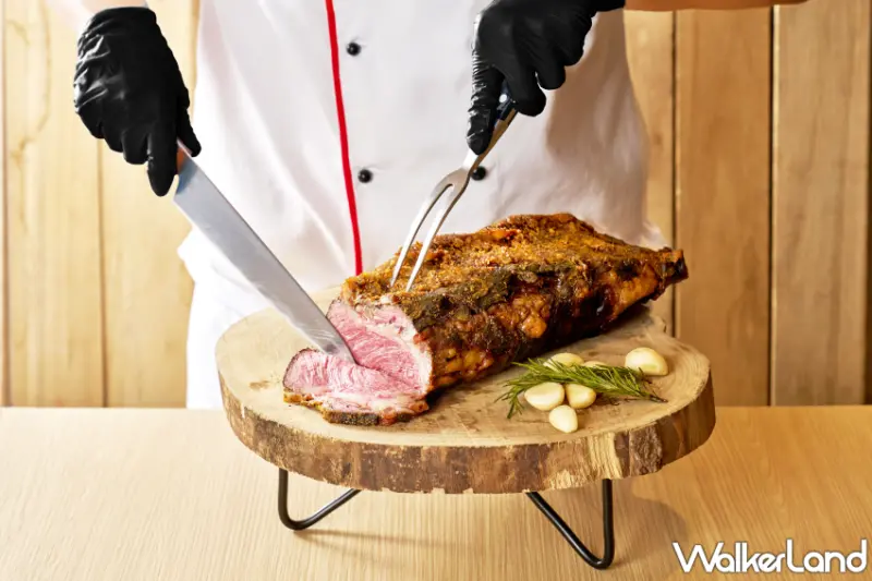 六福敘日9月限時推出「漁獲豐收季」多款海鮮吃到飽，軍教再加碼享8折優惠。