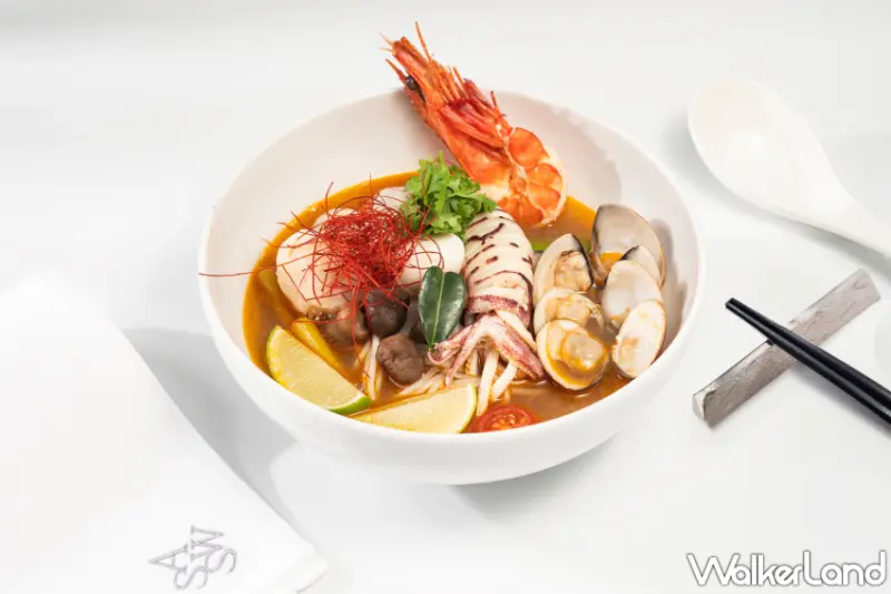 Dong Café･冬 咖啡新菜單！三款湯麵、四川麻辣燙寬粉登場，無人工味精、使用在地食材，健康美味兼具，輕食與沙拉完美結合。