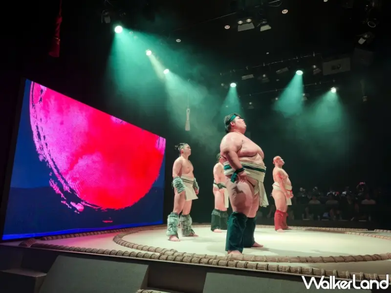 「THE SUMO HALL 日樂座 OSAKA」帶來娛樂相撲秀、享受日式美食與互動活動。