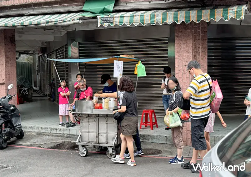 七堵火車站必吃不只有營養三明治！「七堵無名臭豆腐」賣了逾50年/ WalkerLand窩客島整理提供 未經許可不可轉載。