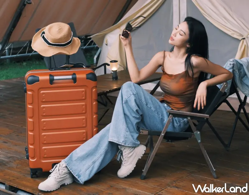 CROWN三大系列BOXY、悍馬與DOPPIO，結合輕盈設計與多功能收納，成就你的完美旅程。