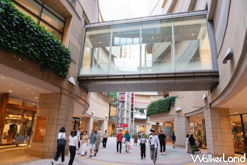 「THE SUMO HALL 日樂座 OSAKA」帶來娛樂相撲秀、享受日式美食與互動活動。