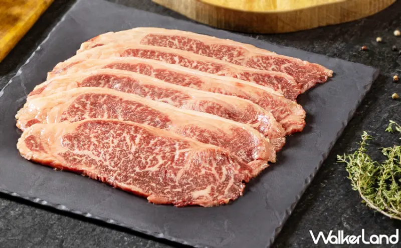 米其林A CUT牛排館推出「豪華星級肉品禮盒」中秋限定，精選澳洲純草飼老和牛、讓中秋烤肉升級至星級餐桌享受。