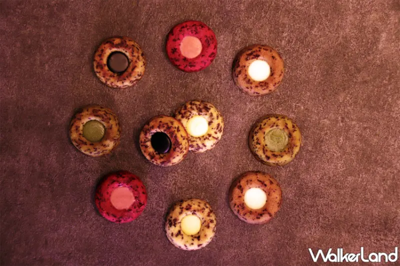 麗緻餐旅集團推出法式蒂戈黑與多人策略桌遊結合的創意禮盒，享9折優惠再加贈現金抵用券，帶來視覺與味覺的極致享受。