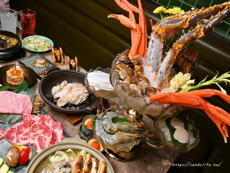 台中市西區精誠壹山｜台中父親節餐廳推薦，穿越時空的台中人氣燒肉，不只燒肉還有烤海鮮，參加活動免費升級烤帝王蟹腳