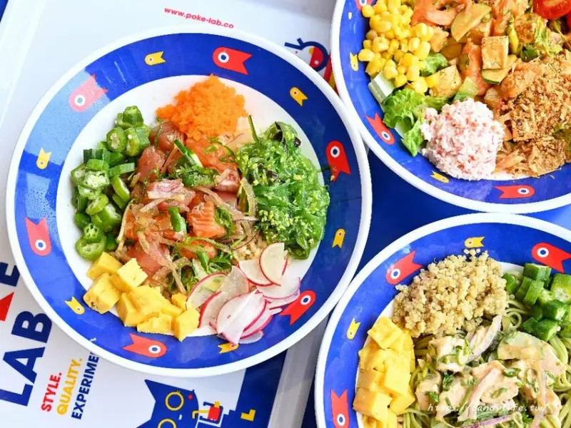 台中市西區POKE LAB波奇食研所｜台中新開健身餐，餐點客製化，主食、配料、醬料自己搭，好吃又有飽足感