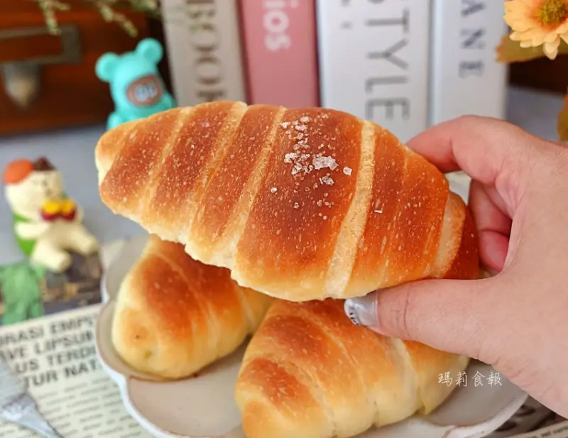 台中市北屯區台中市北屯區北屯日系麵包店，使用星野酵母製作的極品麵包，每日限量想吃早點來或先預定