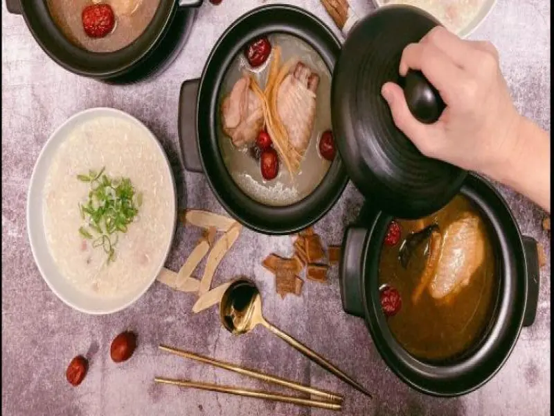 喝喝湯-砂鍋慢熬雞濃湯