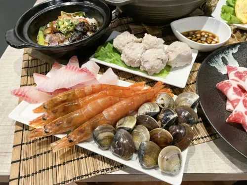 鍋老貳粵式胡椒煲雞鍋｜台中火鍋