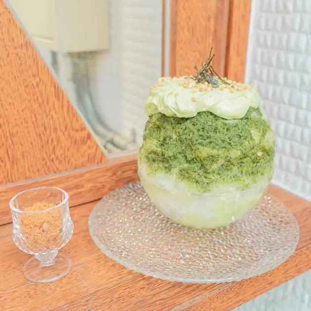 板橋美食。晴子冰室  IG超夯懷舊風格日式剉冰  創意肉鬆抹茶剉冰還有限定口味雞蛋糕