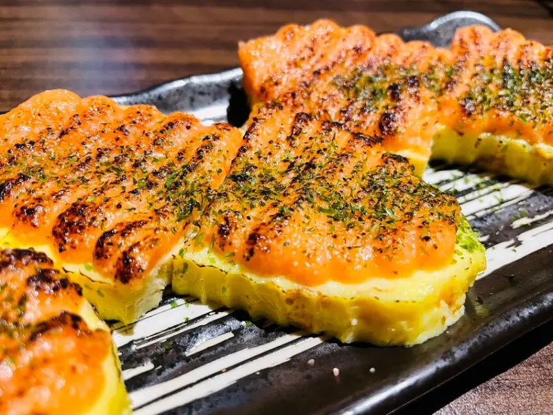 【禾野坊】新北板橋居酒屋！生魚片壽司燒烤串物日式料理樣樣都好吃，捷運新埔站下班小酌聚餐首選！