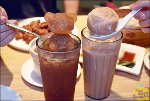 八玖鼎港式飲茶。推車港點百道菜色滿千現折200必點小熊凍檸茶黑金包-商妮吃喝遊樂
