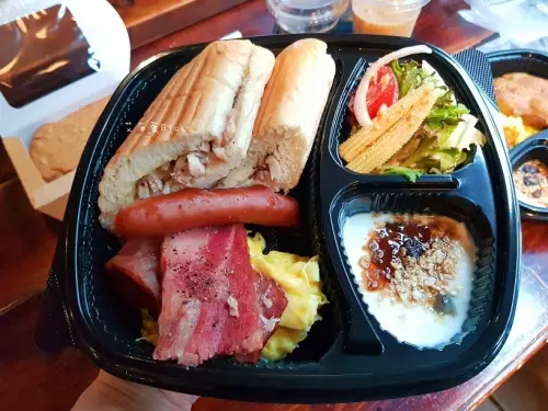 《高雄美食》樂焙可廚房 The Baker kitchen❤防疫居家優惠~澎湃早午餐也能在家享用｡