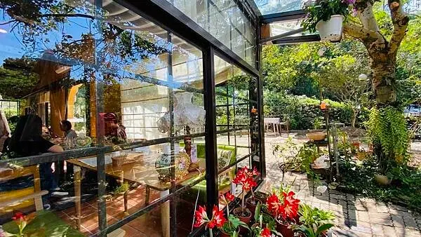 桃園玻璃屋景觀餐廳【南法玫瑰園】隱身於大溪花園餐廳/享受悠閒愜意的早餐/浪漫南法鄉村風歐式餐廳