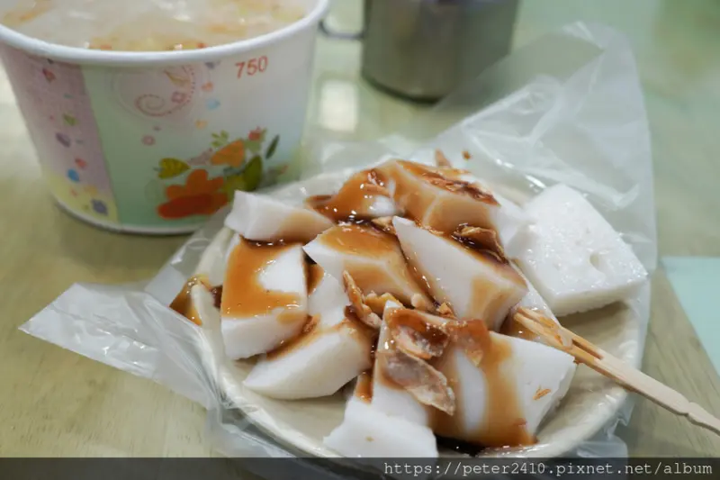 【新北市】郵局前油蔥粿│新北九份超人氣美食，懷舊古早味，滿滿好滋味