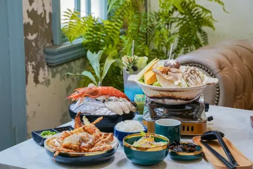 台南美食｜必吃印式咖哩＆澎湃火鍋/超浮誇甜點/熨斗目花珈琲 珈哩WUDAO cafe