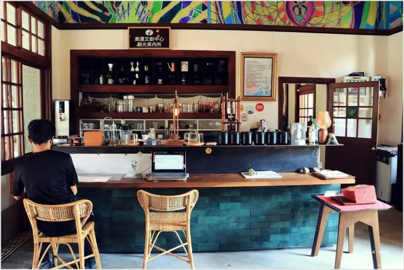 【高雄‧美濃】搖籃咖啡x惠如小屋‧日據時期美濃警察分駐所，東洋特色的派出所搖身一變咖啡館