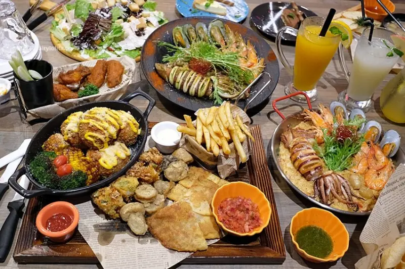 大胃王快筆記，超過100種食材任你挑，只要120元就能吃！