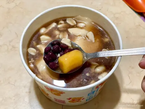 華美市場無名豆花-黃昏市場內的隱藏版人氣豆花店