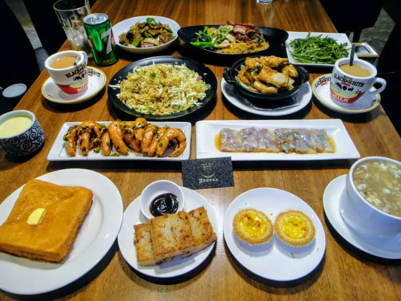 【美食】「彌敦道港式茶餐廳 板橋誠品店」板橋港式茶餐廳推薦，捷運府中站美食推薦 (附菜單)