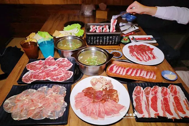 台中隱藏版燒肉吃到飽『富田和牛燒肉』299元起免費停車環境也太好
