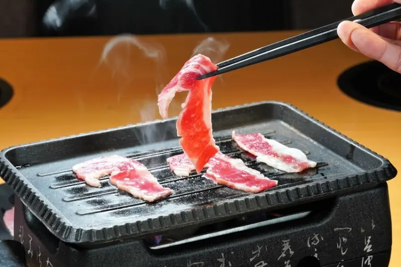 台中美食 │ 富田和牛燒肉 299元起火烤兩吃吃到飽 日本和牛超奢滷肉飯無限供應 老饕必吃