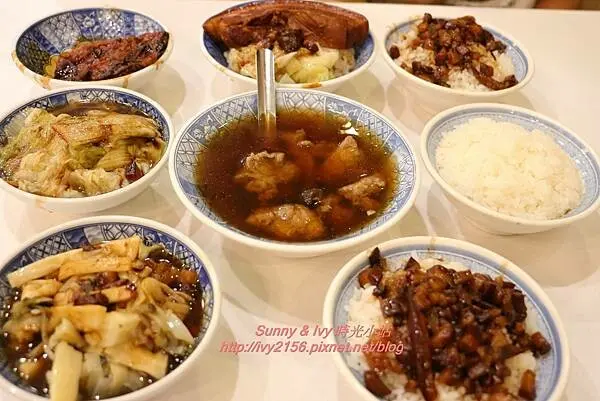 【台北萬華食記】華西街的古早味美食，黑嚕嚕讓人欲罷不能