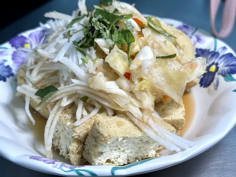 花蓮縣玉里鎮花蓮美食｜玉里橋頭臭豆腐本店，終於造訪了傳說中超美味臭豆腐！！！（花蓮旅遊/台灣小吃）