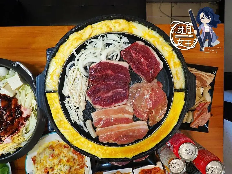 中壢平價韓式料理，2人份只要400元就有辣雞鍋可以吃，打卡再送披薩，用app再送你一份肉品！！