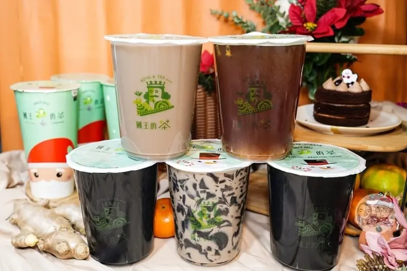 台中市太平區台中飲料店推薦|國王的茶五款冬季飲品暖心推薦，熱冬烏熱果茶酸甜清爽，限時第二杯半價