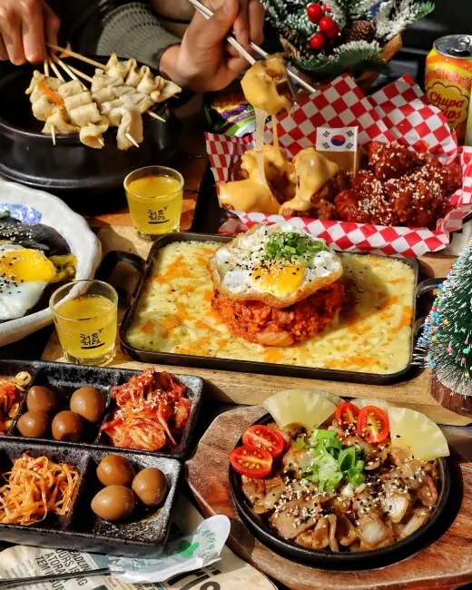 【台中食記】模範市場旁韓式料理『尼歐廚房』雙人套餐千元有找，超狂起司瀑布炸雞必點！
