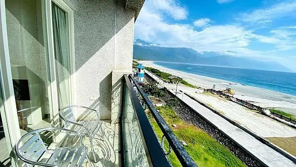 花蓮海景住宿【七星潭迎星會館】七星潭面海第一排/躺在床上看日出/全部都是無敵海景房/花蓮CP值高推薦住宿