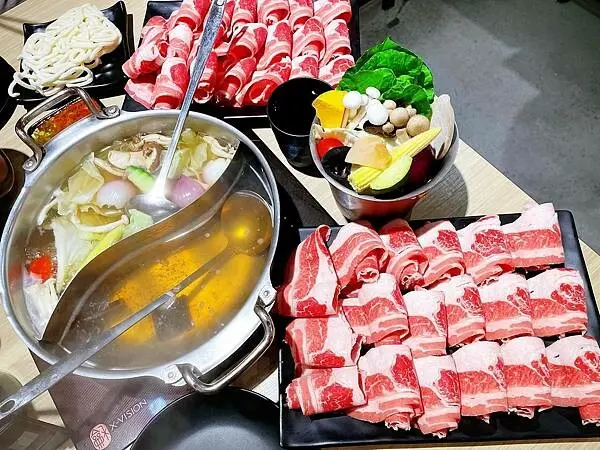 ||吃。台北|| 東雛菊 公館中國風特色火鍋店