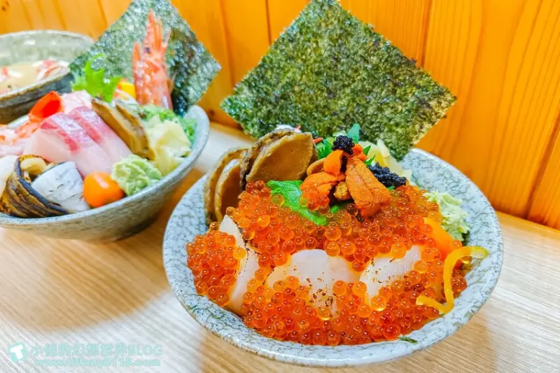 台北市松山區[台北美食]又一村刺身握壽司丼飯/50元就有整隻螃蟹的海鮮味噌湯/新鮮又好吃的民生社區美食推薦