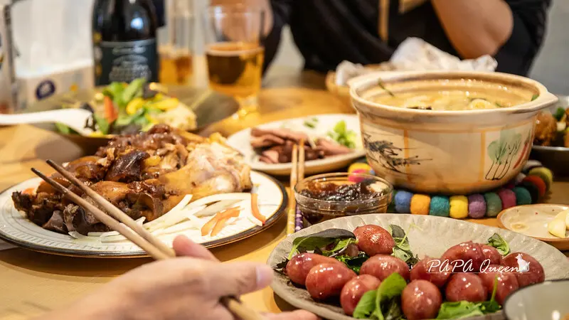 台北市內湖區2024宅配年菜 ｜台畜八仙過海年菜組- 經典台味年菜上桌濃濃年味感！