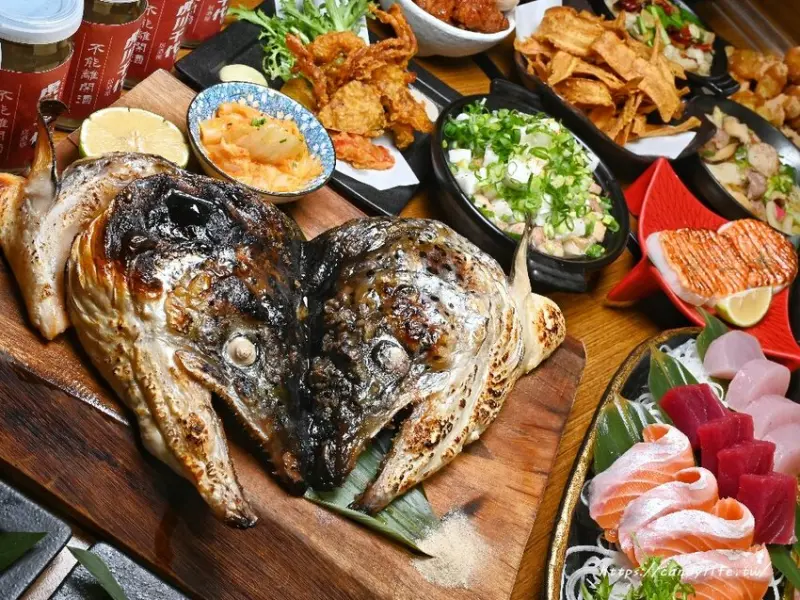 虎川千代｜讓人一試成主顧的高評價台中居酒屋，營業至凌晨一點，雞肉串人氣必點，多道餐點令人驚艷～