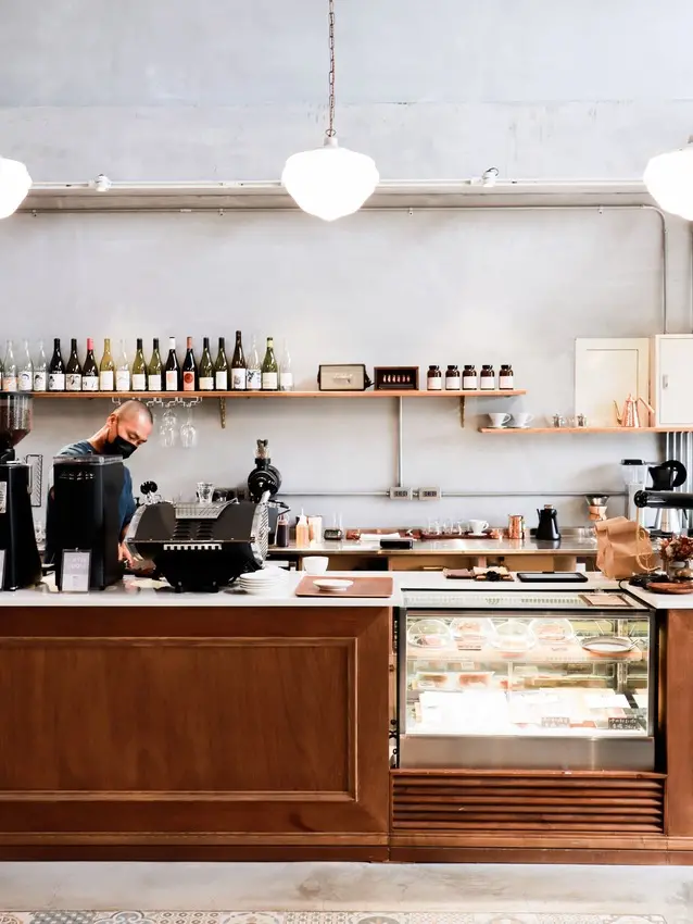 淡水鄉村咖啡館 超人氣肉桂捲 提拉米蘇