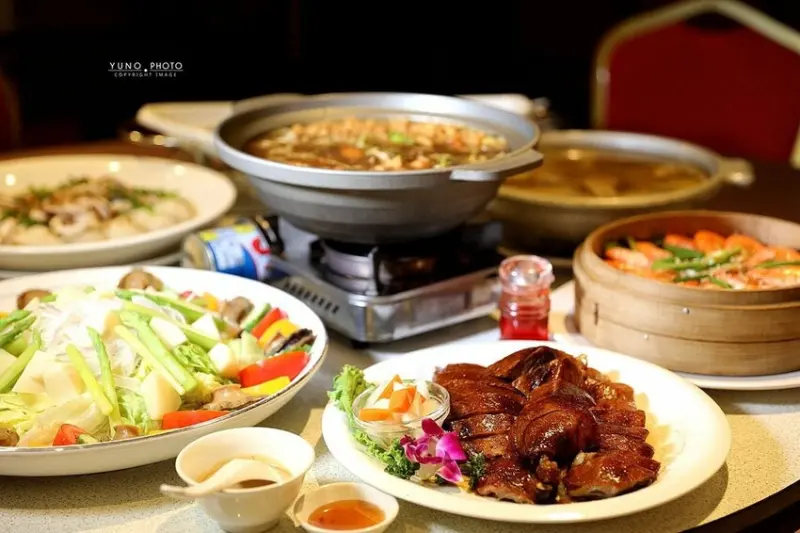 台中市南區台中父親節聚餐餐廳推薦！江明爐櫻桃鴨、現炒料理、現撈海鮮 慰勞辛苦功高的男神大人｜阿秋大肥鵝餐廳-健康