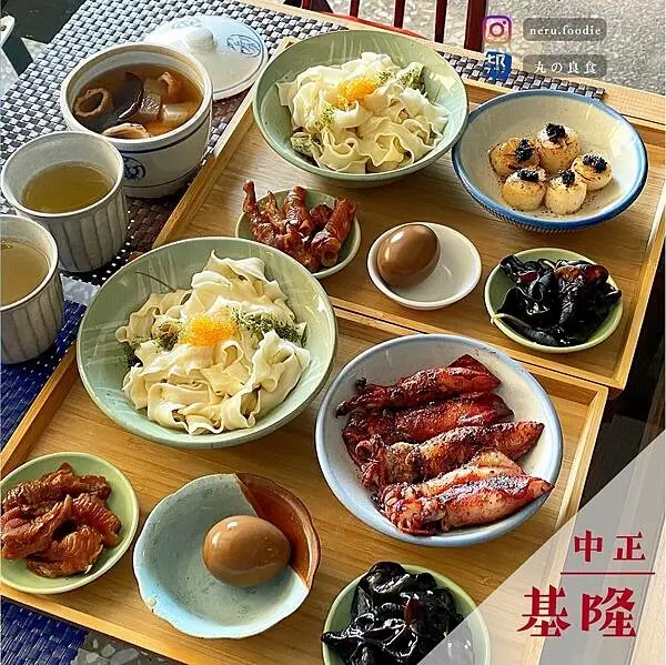 下麵 Lets Have Noodles｜正濱彩虹漁港周邊美食推薦 @neru.foodie / 丸の良食