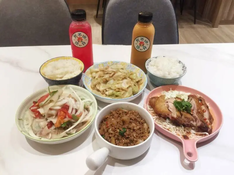 【食記】巷弄內最對味的泰式餐食─我不怕你泰胖【捷運美食】【新北美食】高CP值（有菜單）