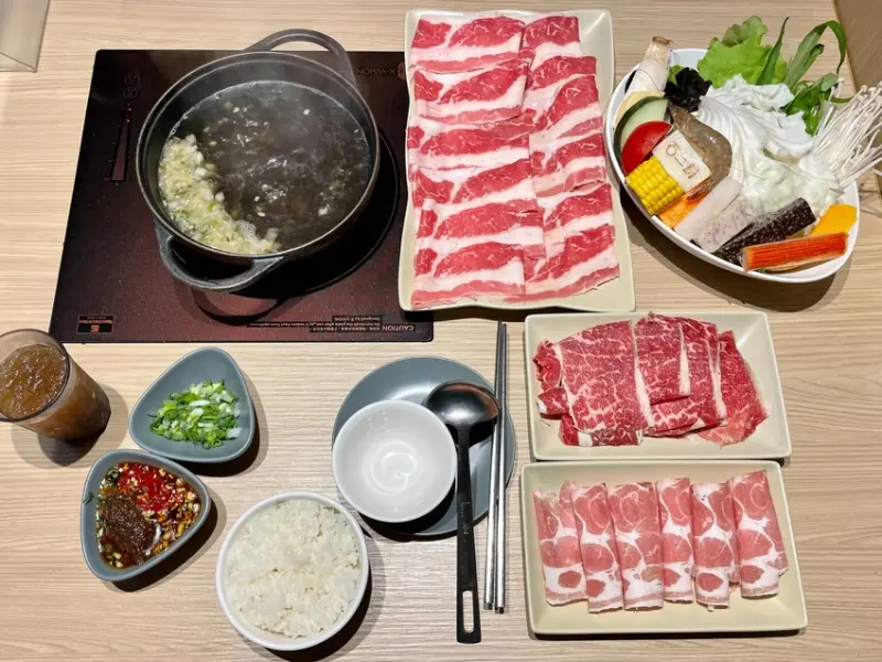 開放內用的石二鍋阿志探路去｜經典美味石頭鍋｜無限量供應招牌檸檬冬瓜冰沙好懷念｜疫情仍嚴峻請評估自身身體狀況再行前往 - 李姓生活