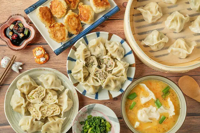 【宅配美食】蝦餃貨-台北水餃專賣店｜藏身市場~辦公室熱門團購手工水餃，17種口味解鄉愁！