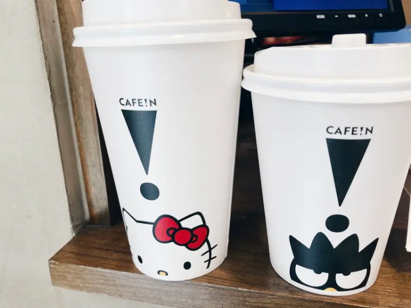 CAFEiN ˣ SANRiO CHARACTER 硬咖啡ˣ三麗鷗聯名商品企劃 _ HELLO KITTY蝴蝶結蘋果派太可愛!!