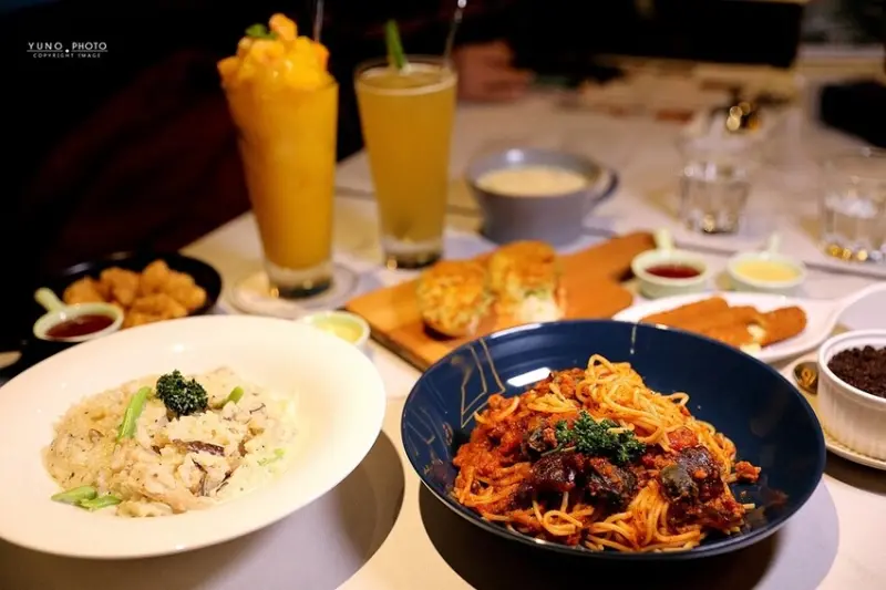 便宜又大碗！激推平價料多高CP值大義大利麵｜亞丁尼義式麵屋-永春店(台中南屯區美食)