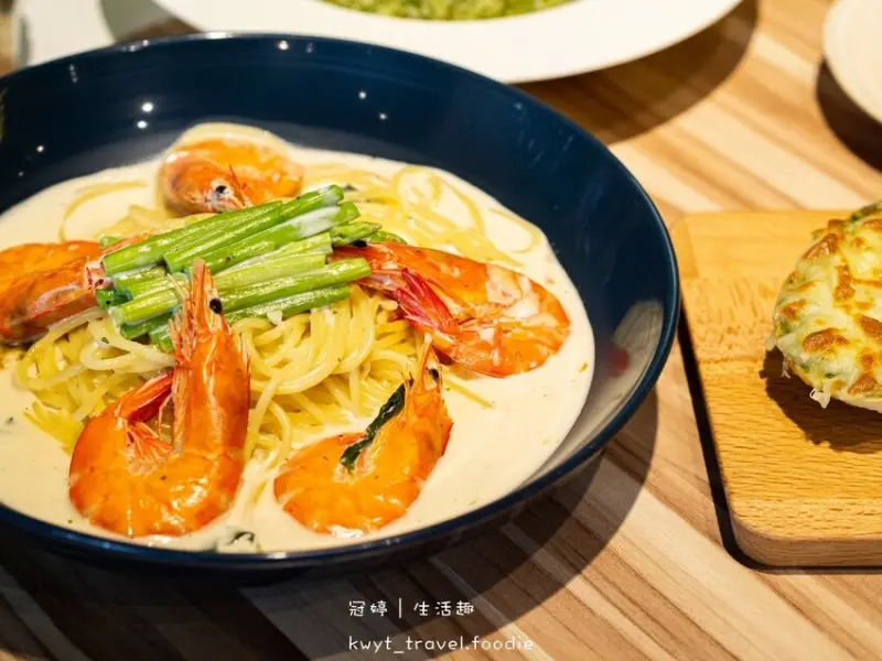 【亞丁尼義式麵屋永春店】南屯區平價聚餐餐廳推薦，138元起，質感餐廳口袋名單，高顏值夏日冰沙│菜單