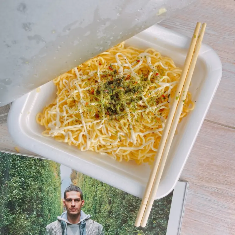 美乃滋和豚骨的結合，超好吃日清炒泡麵，吃一口就難以忘記 | 【宅配美食】日清-明星一平夜店速食炒麵