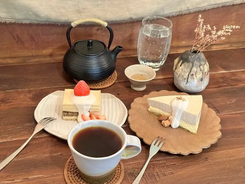 【台灣，高雄市，左營區】夏全開，是甜點店，也是照相館。（翠峰國宅/左營甜點/左營下午茶/高雄下午茶）
