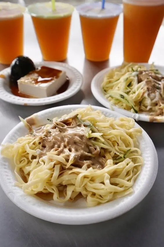 涼麵四味果汁-特有在地美乃滋涼麵、清爽四味果汁，嘉義美食推薦
