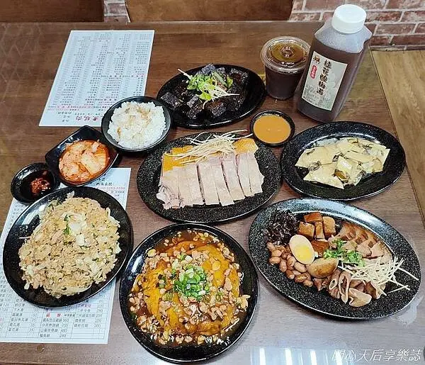 新埔鵝肉『鵝博士』板橋現煮鵝肉、熱炒家常菜、滷味、小吃、下酒菜,平價美味份量多！板橋新埔便當推薦~